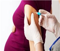 الصحة توفر تطعيما للحوامل للوقاية من التيتانوس الوليدي