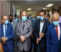 محافظ أسيوط يفتتح أول غرفة في صعيد مصر لتقديم الخدمات الطبية لمرضى القدم السكري بالمجان