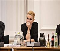 لمحاربة الزواج القسري .. محاكمة وزيرة دنماركية فرّقت أزواج من اللاجئين 