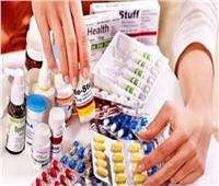 «الصيادلة» تحذر من شراء الأدوية عبر المواقع الإلكترونية