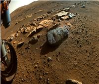ناسا: عينات الصخور المستخرجة من المريخ تشير لدلائل حياة سابقة 