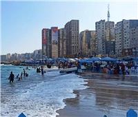 بعد ارتفاع الأمواج.. 6 شواطئ آمنة للسباحة بالإسكندرية| صور