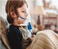 أطباء أمريكيون يسجلون عددا كبيرا لإصابة أطفال بفيروس في مجرى التنفس
