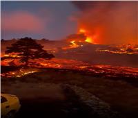  بركان «لابالما» يستمر في تدمير المنازل وإجلاء الآلاف 
