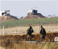 الجيش الإسرائيلي يعتقل شابًا فلسطينيًا اجتاز الحدود البحرية شمال غزة