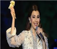 وزير الثقافة الأردني ومهرجان جرش يكرمان ماجدة الرومي | فيديو