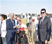 تكريم الفائزين فى مسابقة جمال الخيول العربية بمهرجان الشرقية