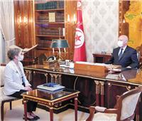 أول امرأة رئيسة للحكومة..  تونس تواصل تنفيذ خارطة الطريق