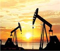 انخفاض أسعار النفط العالمية بعد زيادة غير متوقعة في المخزونات الأميركية