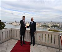 الرئيس المجري يقيم مأدبة عشاء تكريمًا للسيسي | فيديو