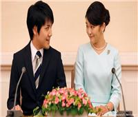 وكالة الأنباء اليابانية: خطيب الأميرة ماكو يزور والديها قبل زفافهما