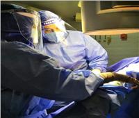 «قنا العام» ينجح في إجراء جراحة نادرة لشاب تعرض لحادث خطير