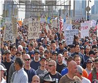 احتجاجات تؤدي إلى إغلاق جسر بروكلين بنيويورك