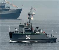 الدنمارك تحتجز سفينة روسية على متنها 60 شخصا
