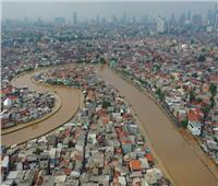 بسبب الفيضانات.. 11 مفقودا في إندونيسيا 