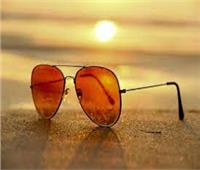 طبيب عيون: احذر النظارات الشمسية التي تباع على الأرصفة