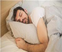القومي للبحوث: انتظام النوم أساس صحة الجسم | فيديو