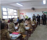 نائب وزير التعليم يتفقد مدرسة «الشهيد سامح طاحون» بالمنوفية | صور 