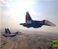 سرب الفرسان الروس يشارك في معرض دبي الجوي الدولي 2021