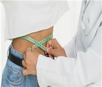 طبيبة بريطانية تنفي قدرة «حبوب الحمية» على حرق الدهون  