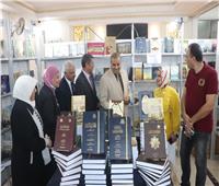 رئيس جامعة الأزهر يفتتح معرضًا للكتاب بكلية الدرسات الإسلامية 
