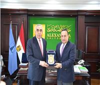 رئيس جامعة الإسكندرية يلتقي السفير العراقي بالقاهرة