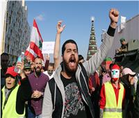 فيديو| محتجون يقتحمون مقر وزارة الصحة اللبنانية