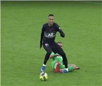 مدرب باريس: إصابة «نيمار» قوية وتدخل لاعب سانت إيتيان معه غير مقبول