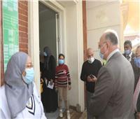 محافظ القاهرة يتفقد الخدمات المقدمة للمرضى بمستشفى عزل حميات العباسية 