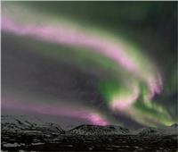 مشهد رائع لـ«شفق قطبي» يظهر في سماء النرويج