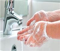 أستاذ صحة عامة: غسل اليدين يمنع الإصابة بكورونا بنسبة 50% | فيديو