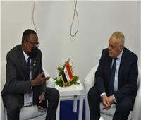 «التراس» يجري مباحثات مع وزير دفاع رواندا على هامش معرض «ايديكس 2021»