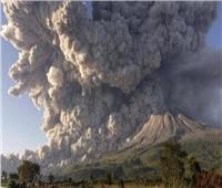 ارتفاع حصيلة قتلى بركان «سيميرو» بإندونيسيا إلى 13 شخصا وإصابة العشرات 
