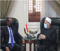 «شوقى» يبحث مع وزير الأوقاف الجيبوتي سبل الاستفادة من خبرات دار الإفتاء  