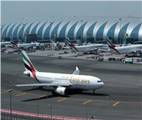 لأول مرة منذ جائحة كورونا.. مطار دبي يعيد رفع الطاقة التشغيلية إلى 100%