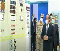 الرئيس السيسي يتفقد مجمع بنبان للطاقة الشمسية بأسوان
