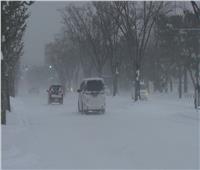 شاهد| الثلوج تغطي الشوارع والميادين باليابان.. وتحذيرات من انهيارات ثلجية