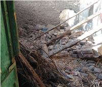 إصابة شخصين في انهيار منزل بنجع حمادي| صور