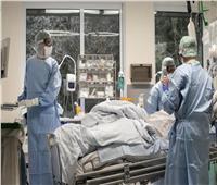 دراسة بريطانية: خطر نقل مصابي «أوميكرون» للمستشفى أقل بالثلث من مصابي «دلتا»