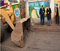 محافظ الغربية يتابع جهود الوحدات المحلية بطنطا وقطور في رفع آثار الأمطار