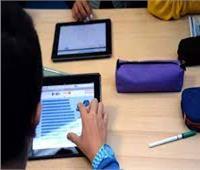 «سناتر» عبر الإنترنت.. انقسام الطلاب وأولياء الأمور على منصات الدروس الخصوصية «الأونلاين»