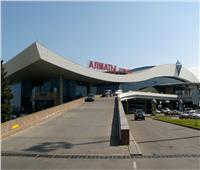 رويترز : محتجون يسيطرون على مطار «ألما آتا» كبرى مدن كازخستان