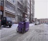 دراجة خاصة تحمي سائقها من برد الشتاء بروسيا