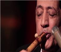 ورم سرطاني يمنع عبد الله حلمي من العزف على «الناي والكاولة»