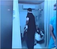 ضبط المتهم بتصوير فيديو تعذيب مريض داخل مركز طبي خاص بالجيزة