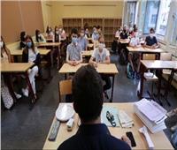 اليونان: إصابة 14 ألف طالب بفيروس كورونا مع إعادة فتح المدارس