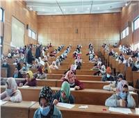9213 طالبًا يؤدون الامتحانات اليوم بجامعة دمنهور