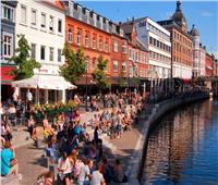 الدنمارك تعيد فتح أماكن الثقافة والترفيه في ظل استمرار تفشي كورونا