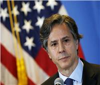 وزير الخارجية الأمريكي يؤكد لنظيره الإماراتي إدانته للهجوم الإرهابي على أبوظبي