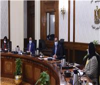 رئيس الوزراء يناقش خطوات تنفيذ وحدات «سكن كريم» بالتعاون مع الجمعيات الأهلية
